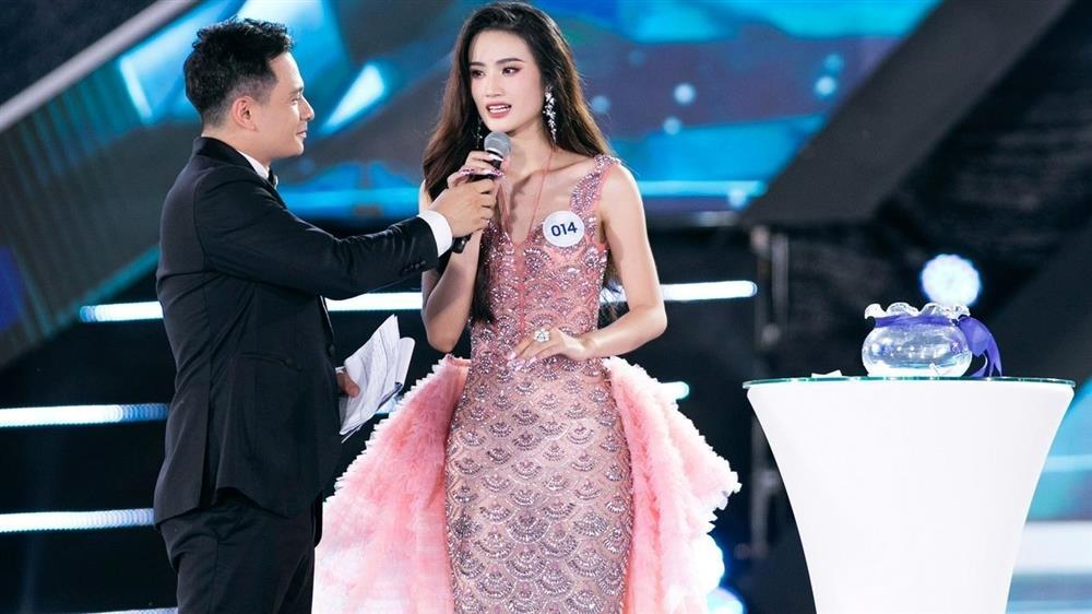 Màn ứng xử giúp Huỳnh Trần Ý Nhi trở thành Hoa hậu Thế giới Việt Nam 2023-1