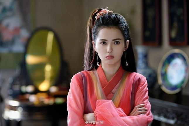 Tai nạn phim trường khiến nữ diễn viên Hoàng Nhật Oánh phải khâu 7 mũi trên khuôn mặt-1