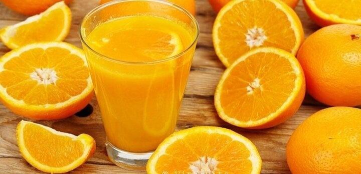 Những ai không nên uống nước cam?-1