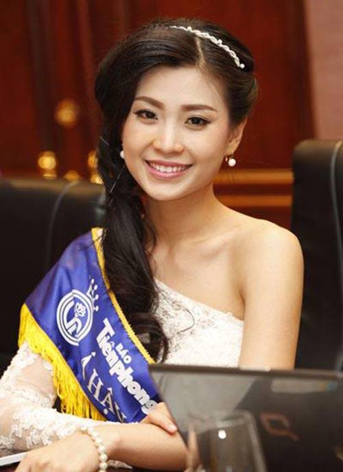 Á hậu Diễm Trang sinh 2 con gái xinh hệt mẹ, cưới chồng đại gia Ba Lan, được cưng như trứng mỏng, sắc vóc đẹp hơn cả thời còn son-1