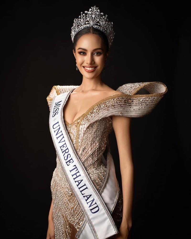 Nhan sắc quyến rũ của tân Hoa hậu Hoàn vũ Thái Lan 2024-1