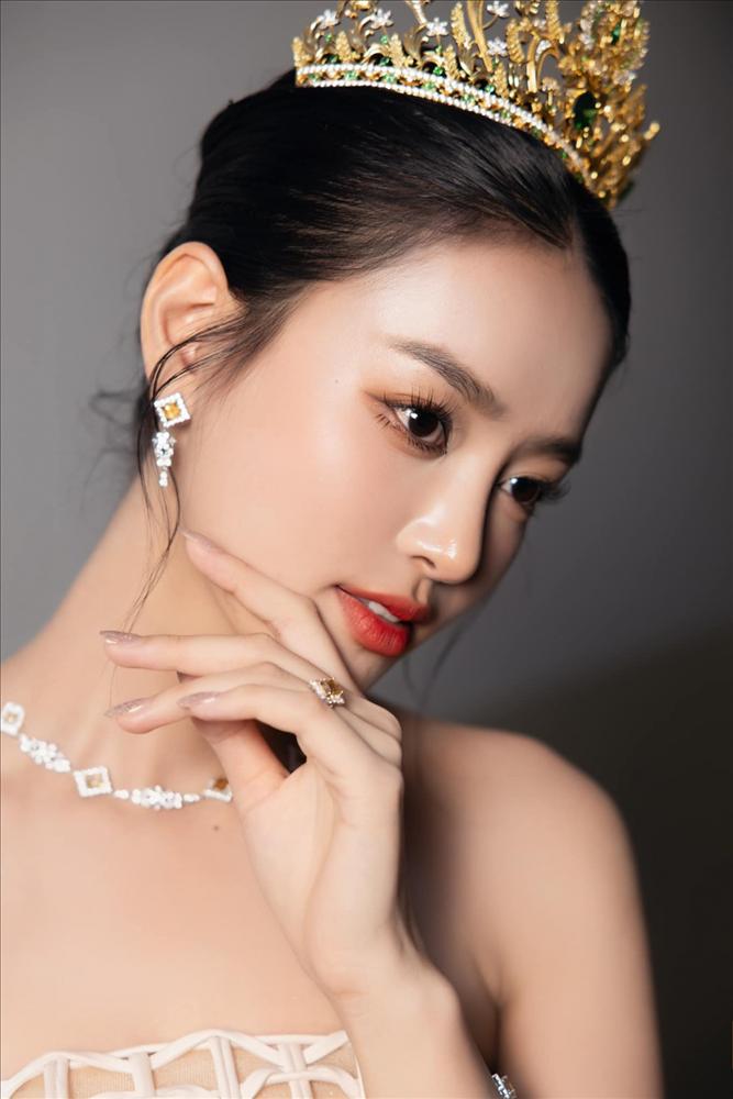 Nhan sắc ngọt ngào của Bùi Khánh Linh - Á hậu bị ngó lơ ở show hẹn hò-1
