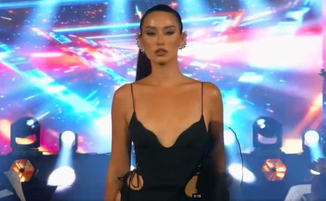 Đại diện Việt Nam trắng tay ở phần thi thời trang tại Hoa hậu Siêu quốc gia-1